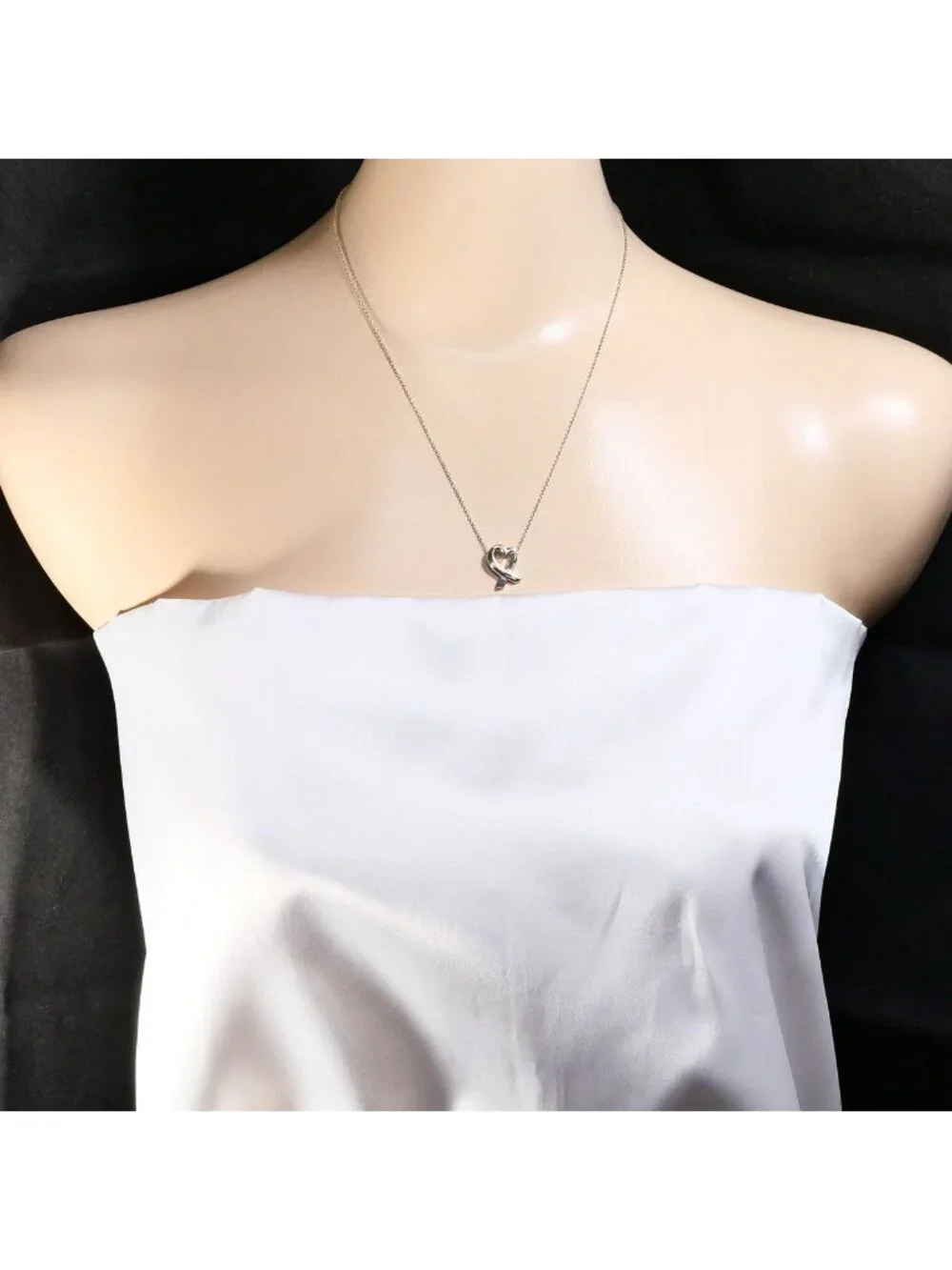 Tiffany & Co Loving Heart 925 Sterling Silver Necklace 45